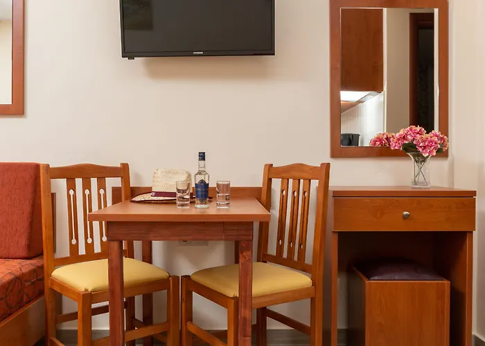 Ilyssion Holidays 2* Ialysos (Rhodes)