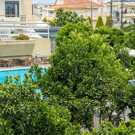 Ilyssion Holidays شقة
